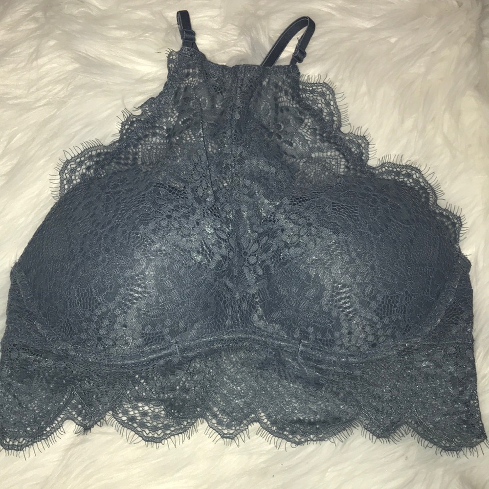 Victoria’s Secret Pink bra/crop top